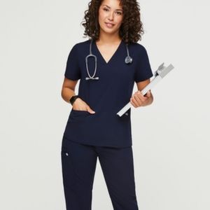 Figs navy blue casma scrub top women's size medium